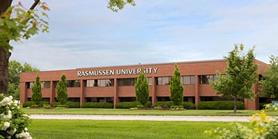 Rasmussen堪萨斯城 - 陆上公园校园大楼